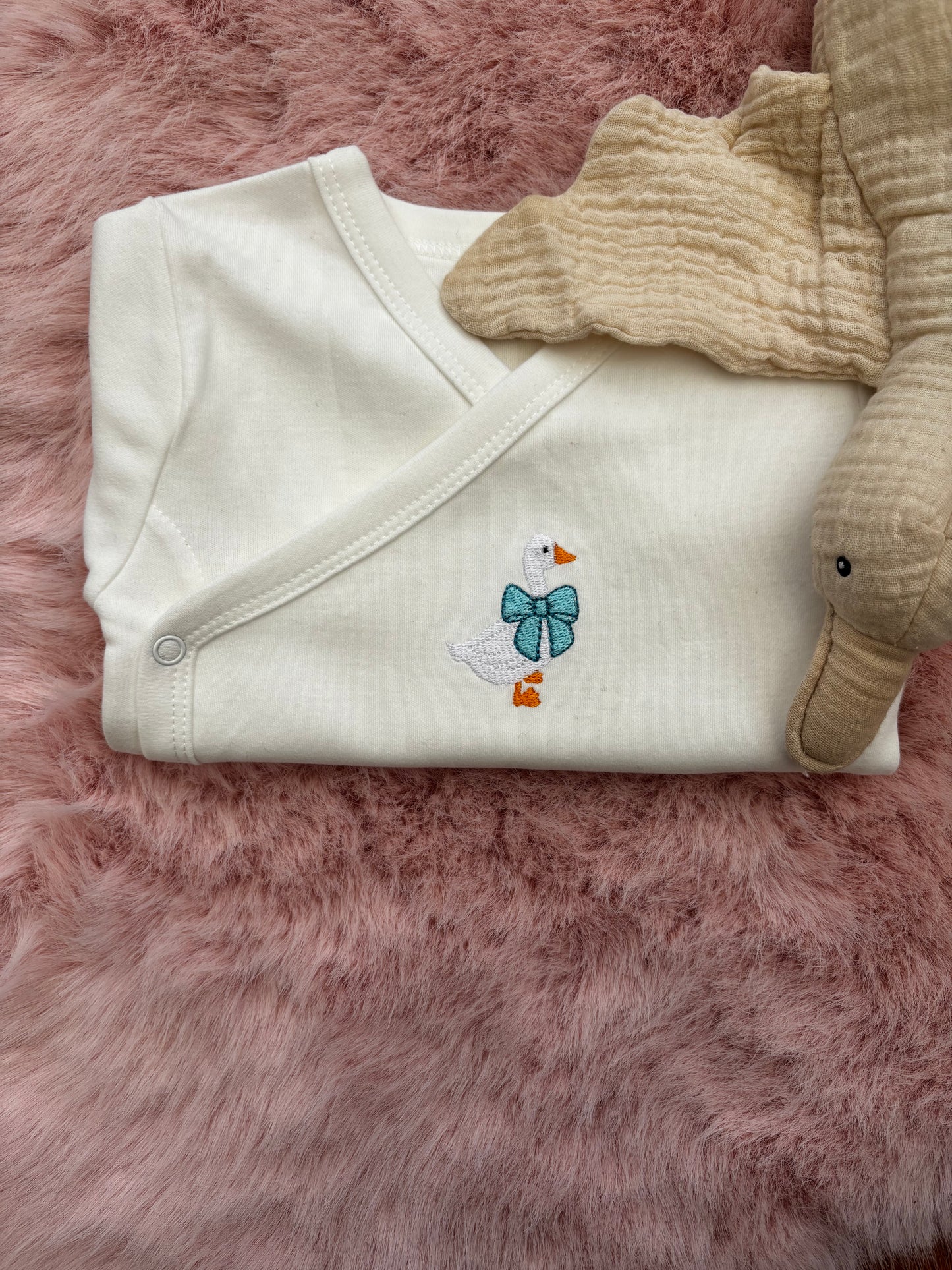 Fern Wrap - White - Goose